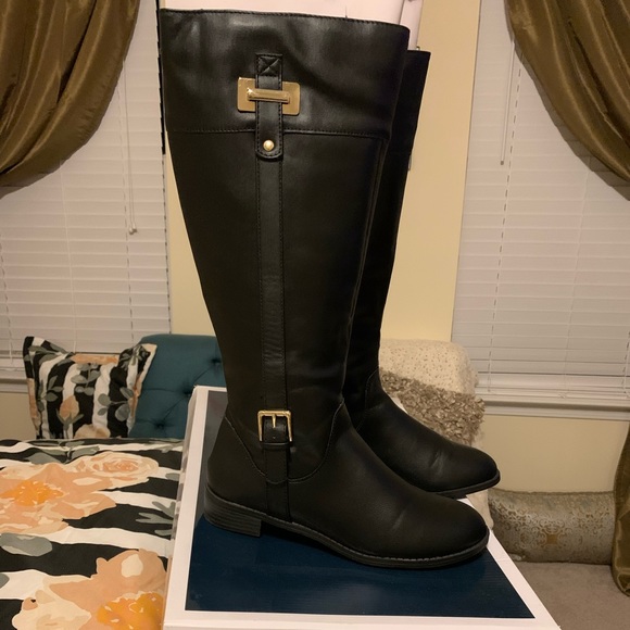 Women’s Riding Boots - Picture 2 of 4